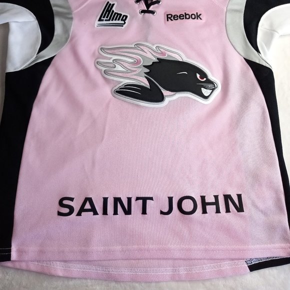 Reebok St John New Brunswick Sea Dog Minor Hockey Jersey (Women M) - Picture 6 of 10